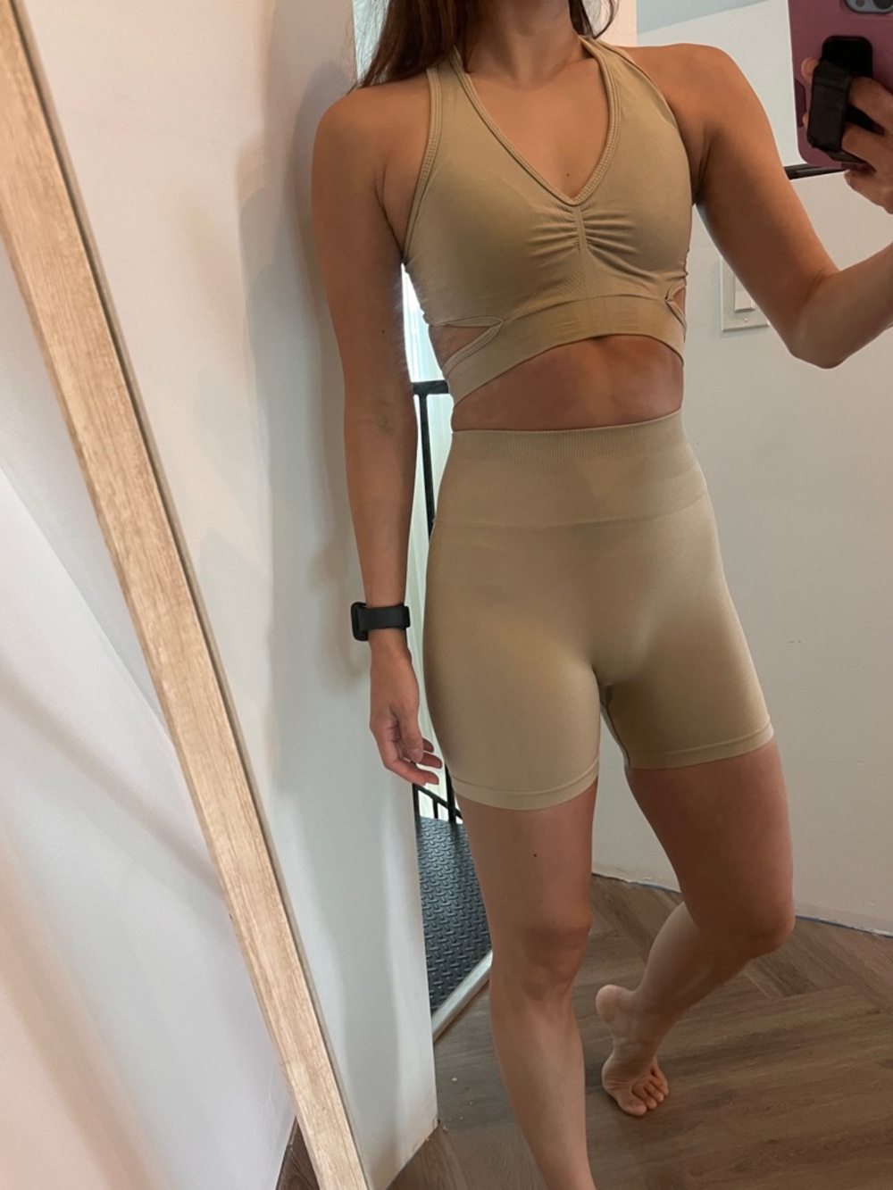 New ❤️Alphalete set S Seamless High-Waist Biker Shorts and Bra in Beige